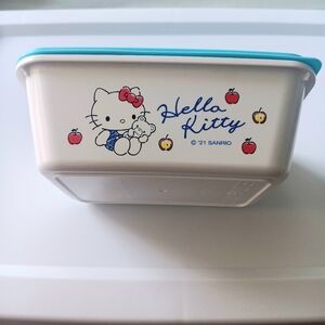 Sanrio Hello Kitty Apple Print Food Container Blue Lid 18oz Kawaii